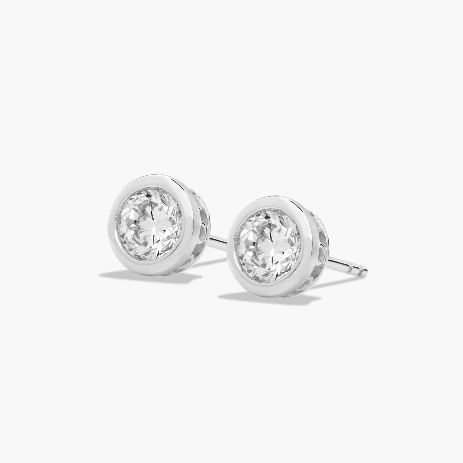 Elle Solitaire  Stud