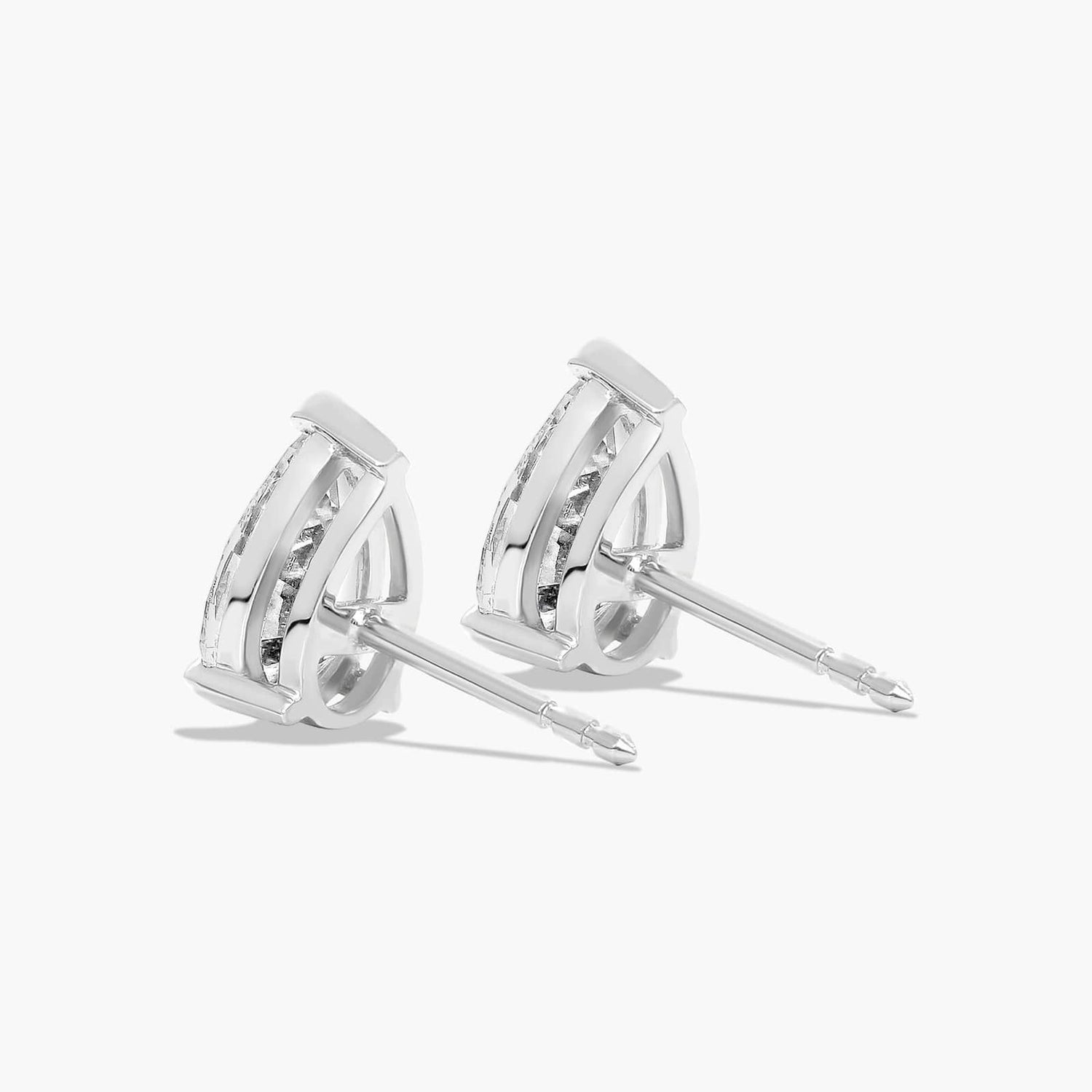 Amari Pear Solitaires