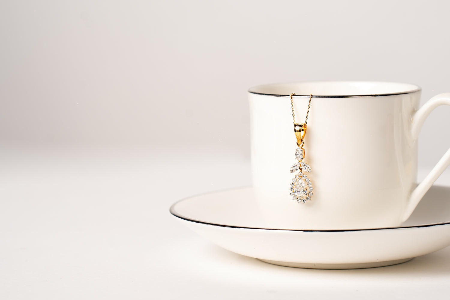 Mallory Pendant