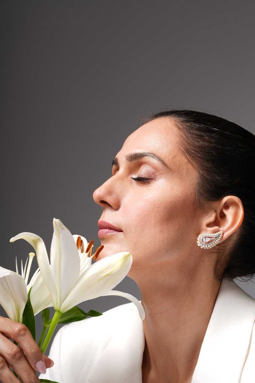 Diamond Pearl Paisley Earrings